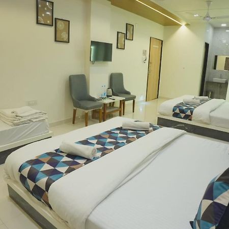 Hotel Ayodhya Virpur Zewnętrze zdjęcie